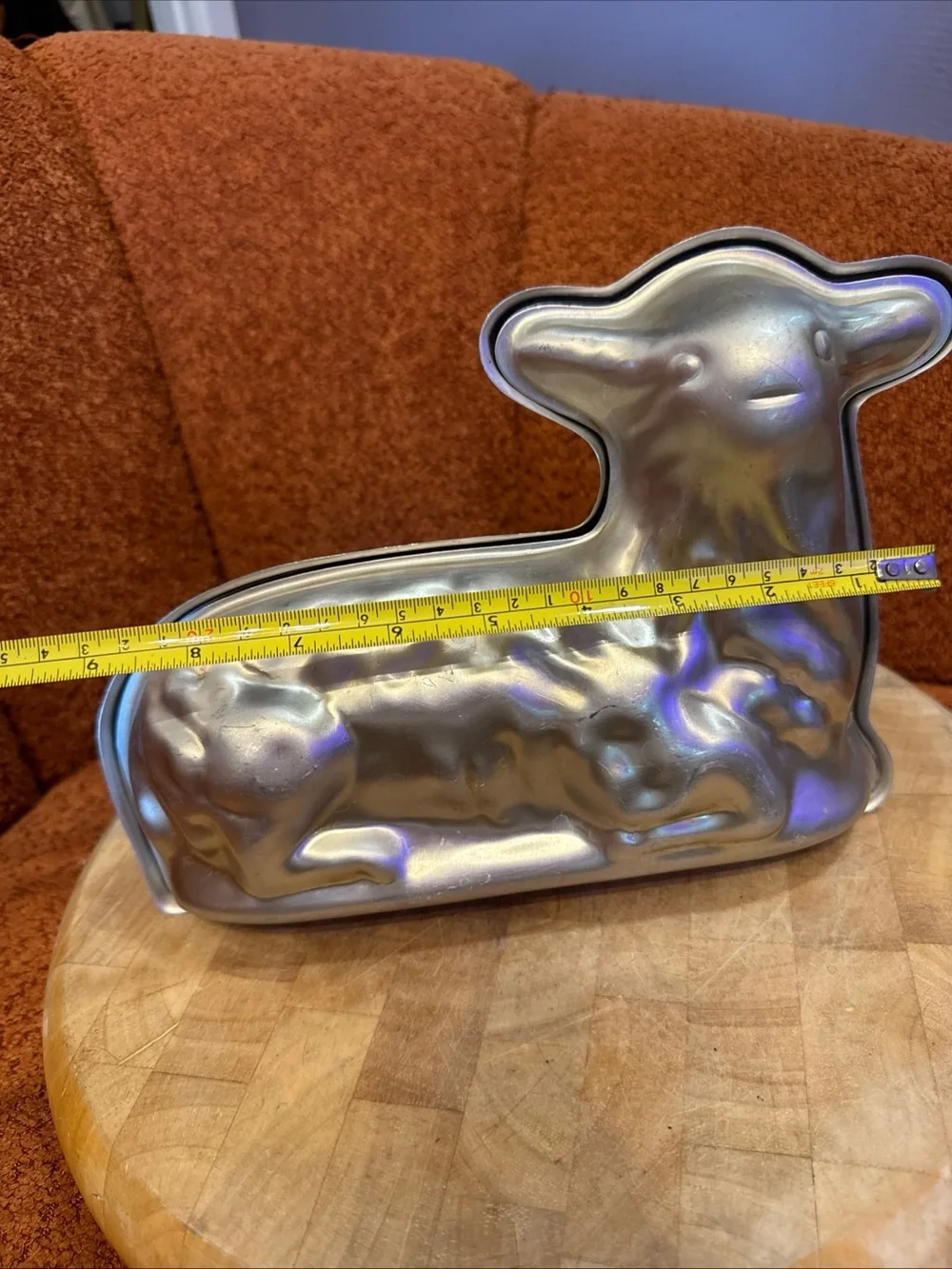 Vintage Lamb-Shaped Cake Pan - Silver